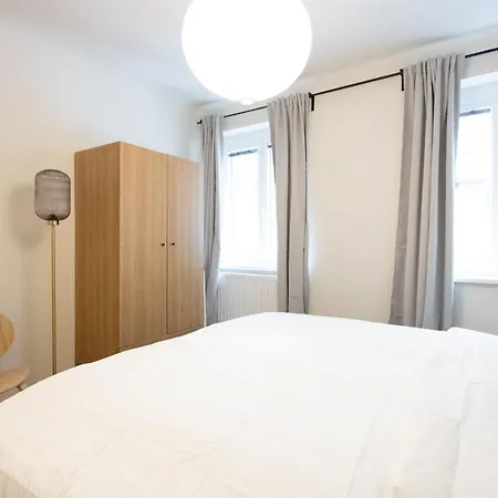 Chic 1-Bed Apt By Canal Walk To Historic Centre Wiedeń Zewnętrze zdjęcie